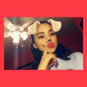 Meet your Posher, Estrella